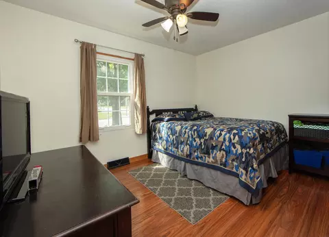 Bedroom - 327 E Mindy Dr, Shell Rock, IA 50670 photo 3 of 3