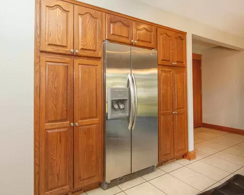 Kitchen - 327 E Mindy Dr, Shell Rock, IA 50670 photo 4 of 4