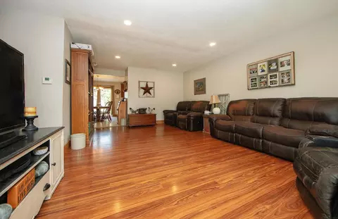 Living - 327 E Mindy Dr, Shell Rock, IA 50670 photo 1 of 3