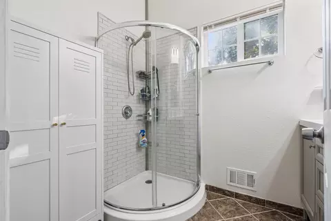 1002 Williston Ave, Waterloo, IA 50702 photo 14