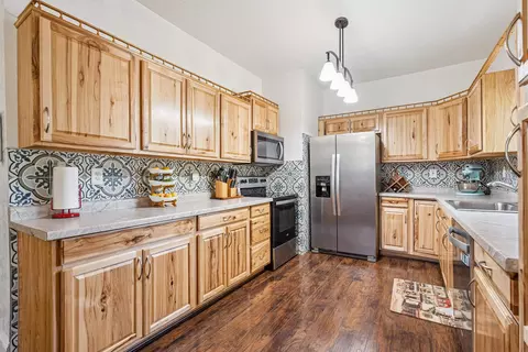 1002 Williston Ave, Waterloo, IA 50702 photo 8