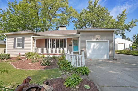 264 Byrnbrae St, Waterloo, IA 50701