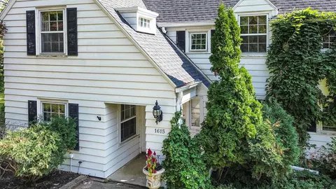 1615 Baltimore St, Waterloo, IA 50702