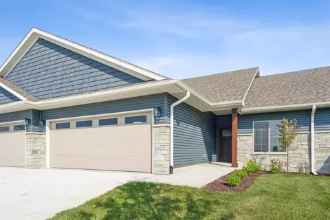 1789 Golf Course Blvd # -7, Independence, IA 50644