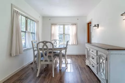 Dining - 807 Bluff St, Cedar Falls, IA 50613 photo 1 of 6