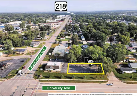 2320 University Ave, Waterloo, IA 50701