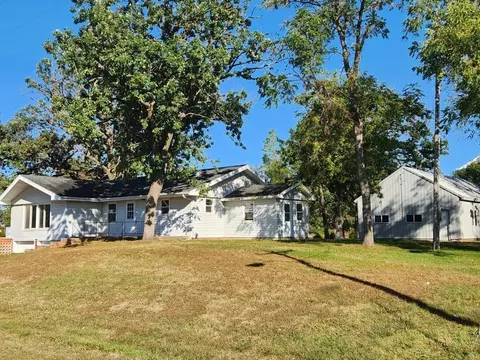 504 South St, Plymouth, IA 50464