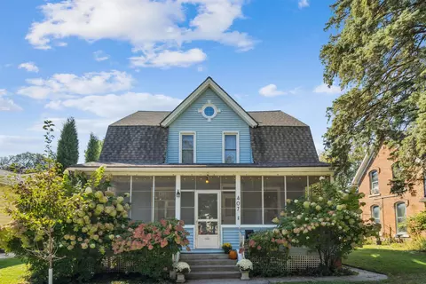 407 Fifth Ave, Decorah, IA 52101