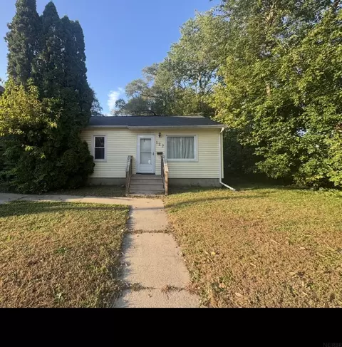 127 Quincy St, Waterloo, IA 50703