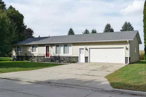 1115 Sunshine Ave, Osage, IA 50461