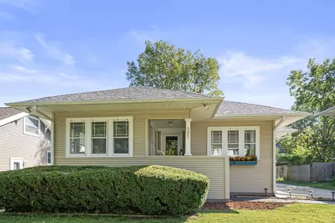 121 Lovejoy Ave, Waterloo, IA 50701