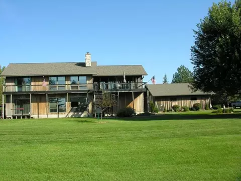 2010 Quarry View Ln, Osage, IA 50461