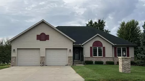 115 E Logan St, New Hampton, IA 50659