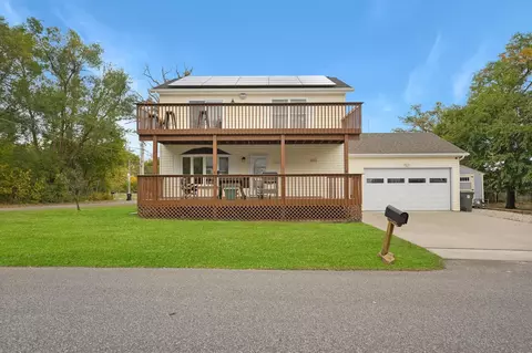 2111 Vine St, Cedar Falls, IA 50613