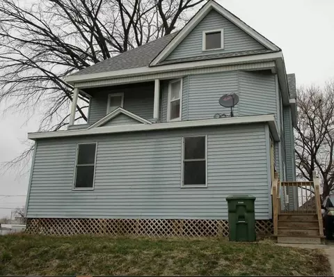 1129 South St, Waterloo, IA 50702