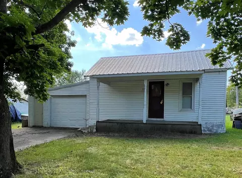 104 Monroe St S, Hazleton, IA 50641
