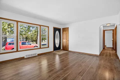 Living - 1817 Rainbow Dr, Waterloo, IA 50701 photo 5 of 6