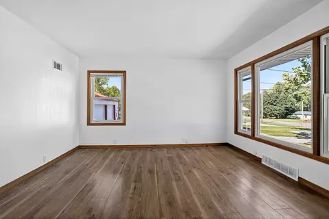 Living - 1817 Rainbow Dr, Waterloo, IA 50701 photo 6 of 6