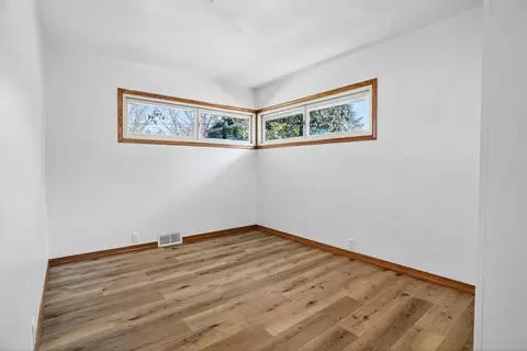 Bedroom - 1817 Rainbow Dr, Waterloo, IA 50701 photo 2 of 6
