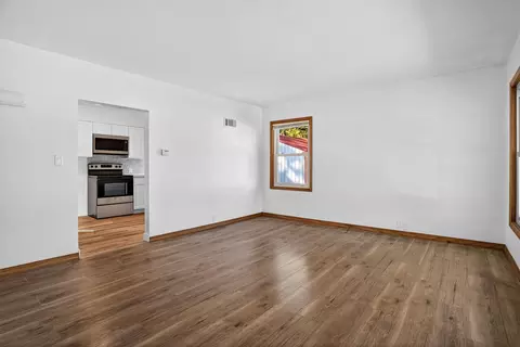 Living - 1817 Rainbow Dr, Waterloo, IA 50701 photo 3 of 6