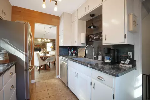 701 Cornwall Ave, Waterloo, IA 50702 photo 7