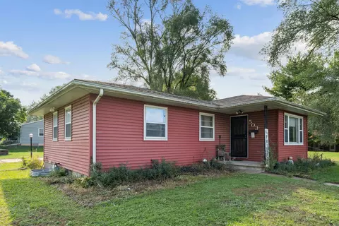 503 W Dale St, Waterloo, IA 50703
