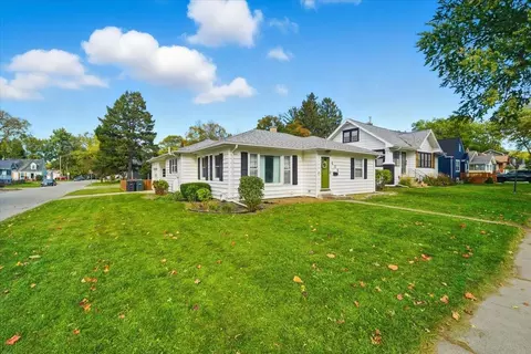 636 Home Park Blvd, Waterloo, IA 50701
