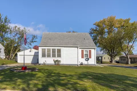 1108 Maynard Ave, Waterloo, IA 50701 photo 2