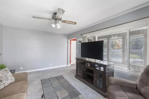 1108 Maynard Ave, Waterloo, IA 50701 photo 8