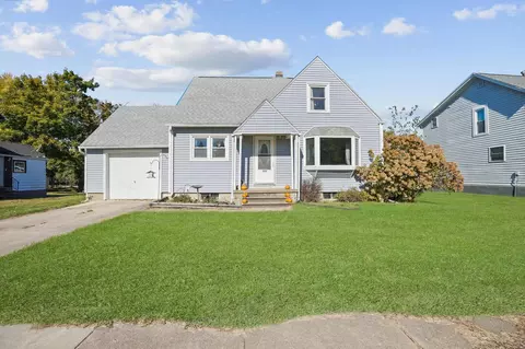 205 W Dunkerton St, Dunkerton, IA 50626