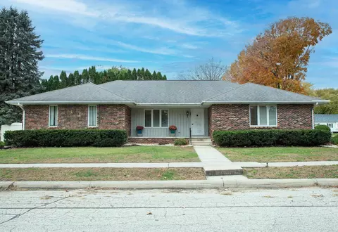 302 Andrews St, Nashua, IA 50658