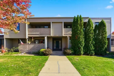 1036 Prairie Meadow Ct, Waterloo, IA 50701