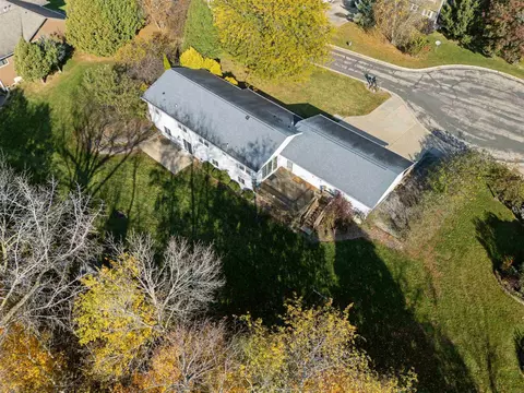 View/Area - 212 Eagle Dr, Mcgregor, IA 52157 photo 7 of 8