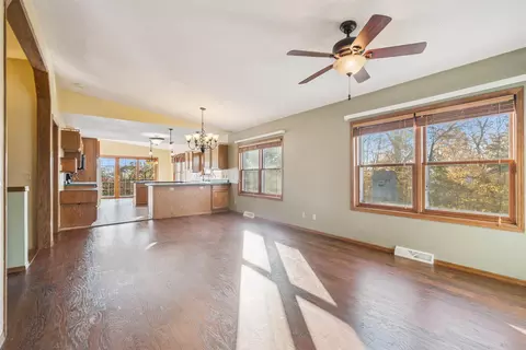 Living - 212 Eagle Dr, Mcgregor, IA 52157 photo 5 of 7