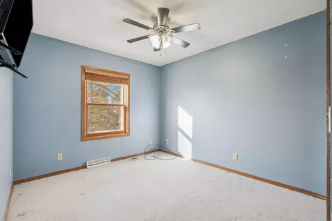 Bedroom - 212 Eagle Dr, Mcgregor, IA 52157 photo 2 of 5