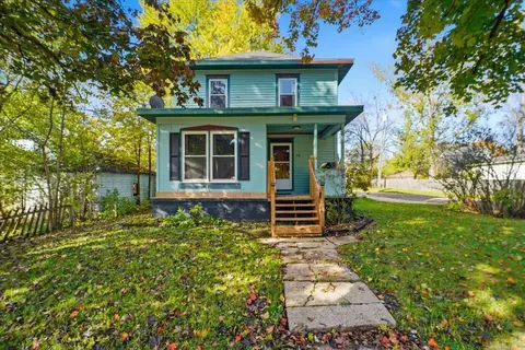 410 1st Ave NW, Oelwein, IA 50662