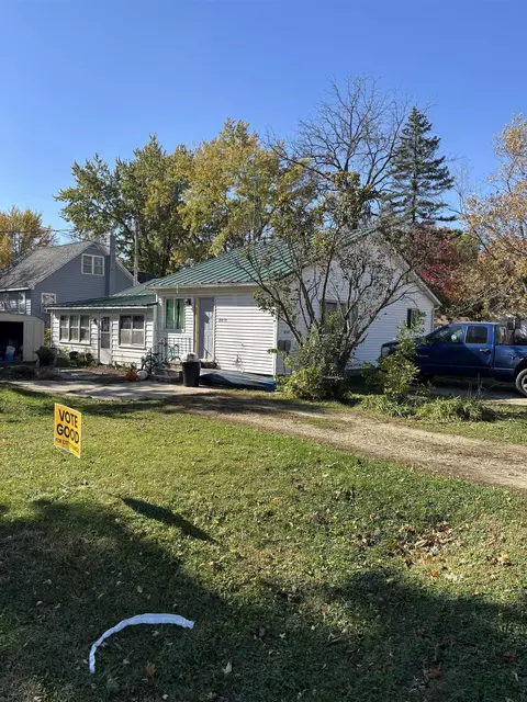 264 N 3rd St #1 AND 2 AND 3, Central City, IA 52214