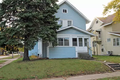 403 Belmont Ave, Waterloo, IA 50701