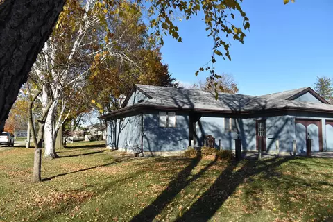 705 W 4th St, Saint Ansgar, IA 50472