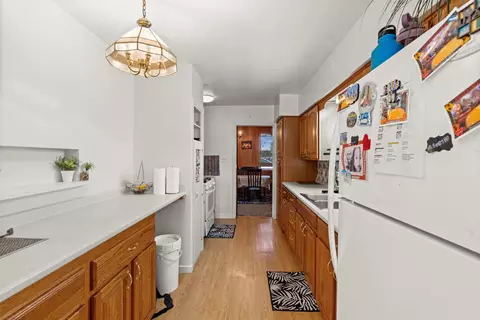 Kitchen - 507 E 507 12 E Mitchell Ave, Waterloo, IA 50702 photo 1 of 3
