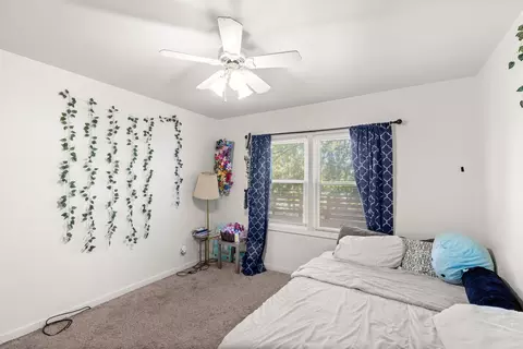 Bedroom - 507 E 507 12 E Mitchell Ave, Waterloo, IA 50702 photo 2 of 6