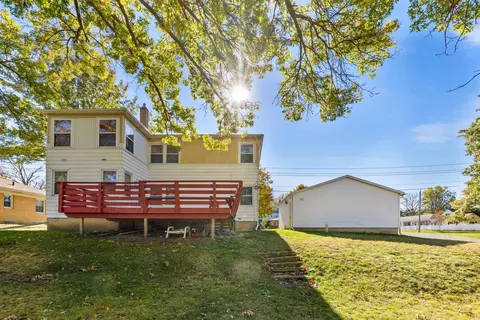 Exterior - 507 E 507 12 E Mitchell Ave, Waterloo, IA 50702 photo 3 of 4
