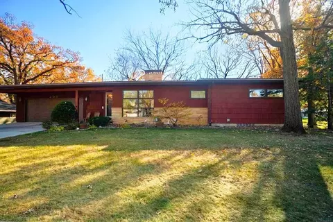 206 Loma St, Waterloo, IA 50701