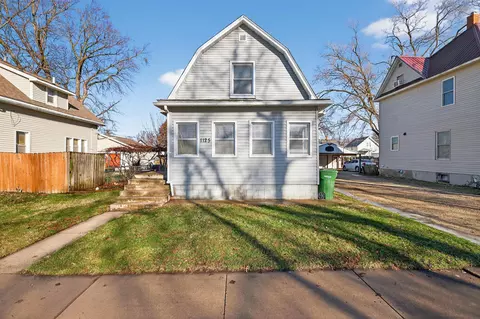 1125 Bertch Ave, Waterloo, IA 50702