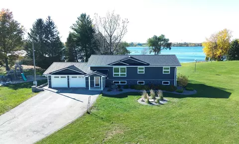 2681 Amherst Pl, Nashua, IA 50658