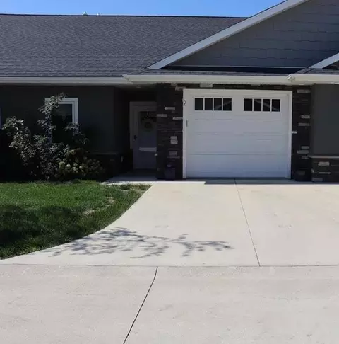 702 E Water St # 2, Decorah, IA 52101