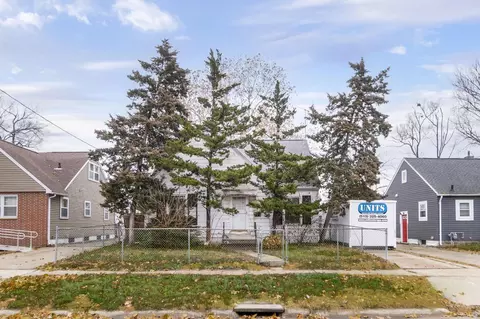 126 Hope Avenue Ave, Waterloo, IA 50703
