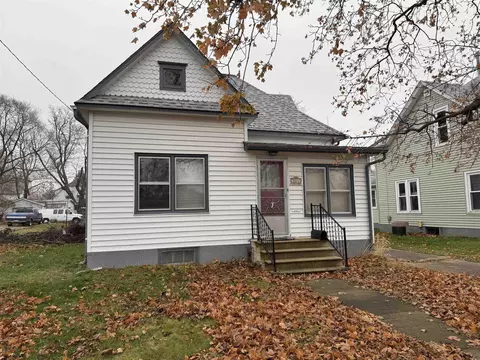 205 NE 4th Ave, Oelwein, IA 50662