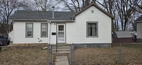 137 French St, Waterloo, IA 50703