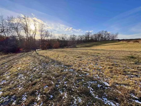 000 Tbd Lycurgus Rd, Waukon, IA 52172